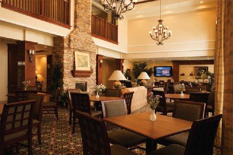 Hotel Staybridge Airport By Ihg 3*