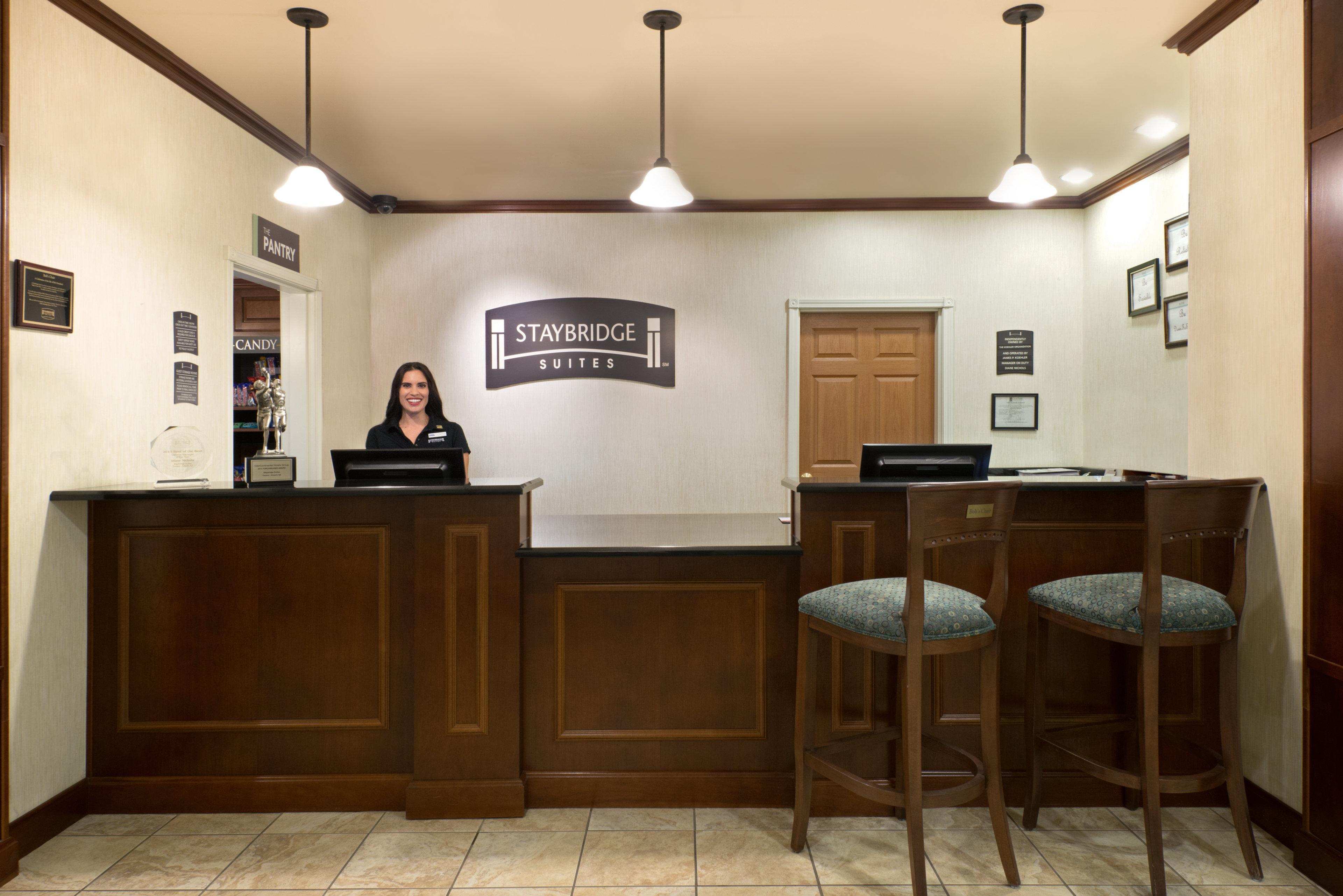 Staybridge Airport By Ihg 3*
